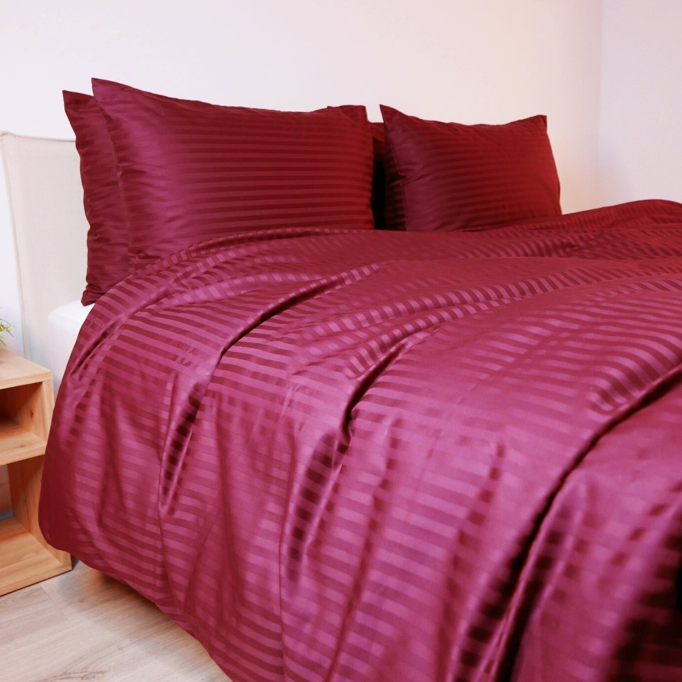 patalynes-komplektas-burgundian-story-2-daliu-140x200-cm-3-1