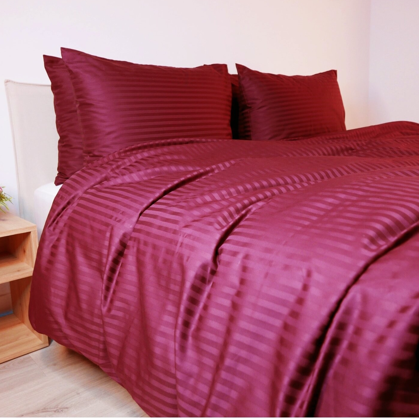 patalynes-komplektas-burgundian-story-3-daliu-200x220-cm-4-1