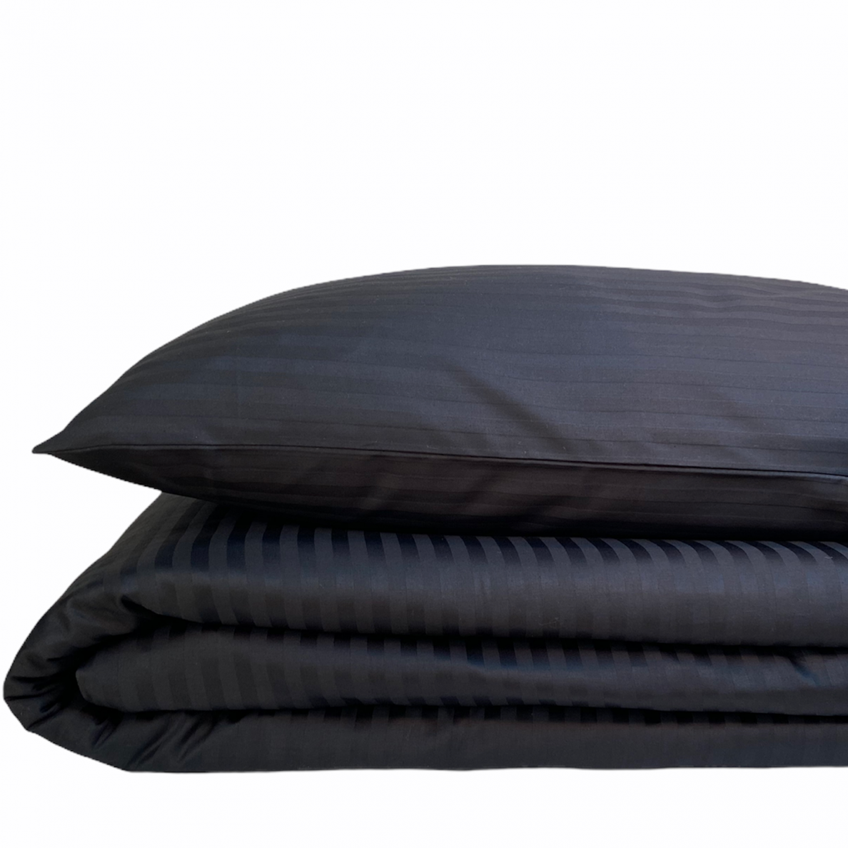 patalynes-komplektas-juodasis-pasakojimas-2-daliu-140x200-cm-3