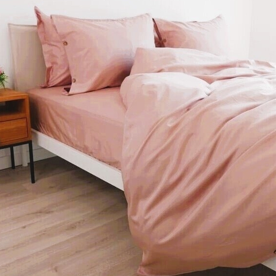 premium-satino-patalynes-komplektas-dusty-pink-royal-su-sagutemis-8