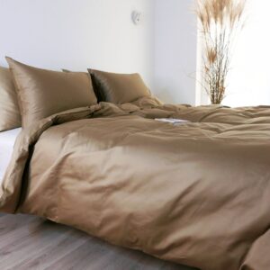 PREMIUM satino patalynės komplektas NUDE BROWN (šviesiai ruda), 3 dalių, 200x220 cm